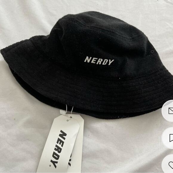 Nerdy bucket hat